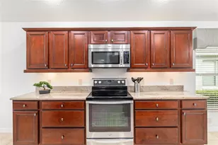 825 Ulelah St, The Villages, FL 32163 - Photo 23