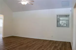 5351 Aurora Dr, Leesburg, FL 34748 - Photo 5