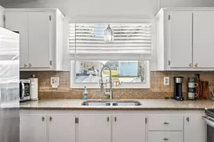 1619 W Schwartz Blvd, The Villages, FL 32159 - Photo 7