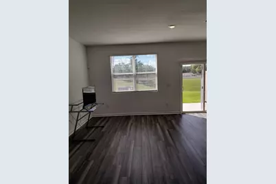 14947 Pisa Parkway, Dade City, FL 33523 - Photo 5