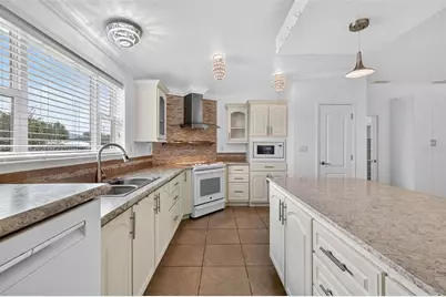 1115 Elkhart Circle, Tavares, FL 32778 - Photo 21