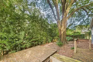 2013 Donnelly Pl, Mount Dora, FL 32757 - Photo 29