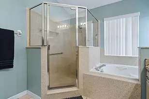 4949 Sawgrass Lake Cir, Leesburg, FL 34748 - Photo 35