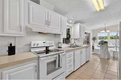 9650 SE 165th Lane, Summerfield, FL 34491 - Photo 9