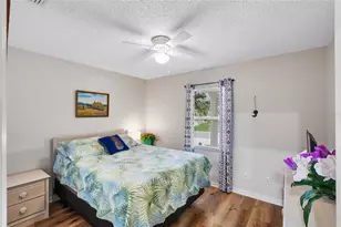 27107 Racquet Cir, Leesburg, FL 34748 - Photo 19