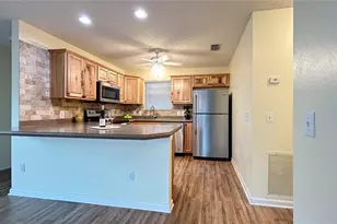 718 Villita Ln, The Villages, FL 32159 - Photo 9