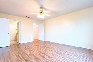 718 Villita Ln, The Villages, FL 32159 - Photo 13