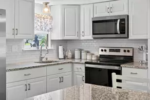 2718 Vindale Rd, Tavares, FL 32778 - Photo 13