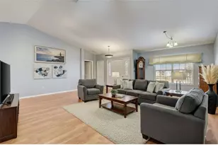 25273 Lost Oak Cir, Leesburg, FL 34748 - Photo 3