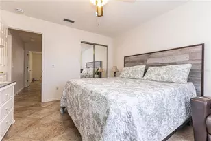 1737 Lauren Ln, Lady Lake, FL 32159 - Photo 11