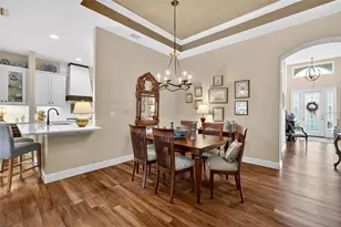 8464 Bridgeport Bay Cir, Mount Dora, FL 32757 - Photo 15