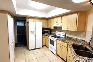 8954 SW 109th Ln, Ocala, FL 34481 - Photo 3