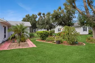 26104 Newcombe Cir, Leesburg, FL 34748 - Photo 29