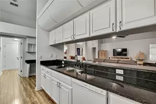 14219 Mansfield Rd, Spring Hill, FL 34609 - Photo 15