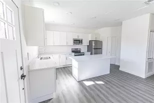 2276 Cr 423, Lake Panasoffkee, FL 33538 - Photo 3