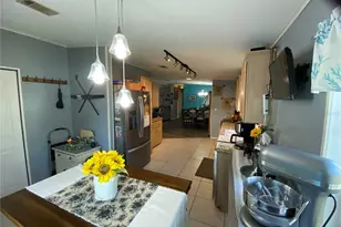 121 Forest Blvd, Wildwood, FL 34785 - Photo 7