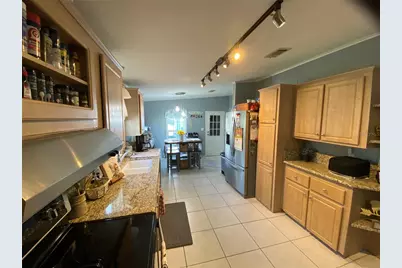 121 Forest Boulevard, Wildwood, FL 34785 - Photo 9