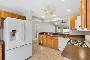 2573 Caribe Dr, The Villages, FL 32162 - Photo 15