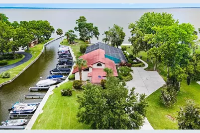 401 Clusterwood Drive, Yalaha, FL 34797 - Photo 3