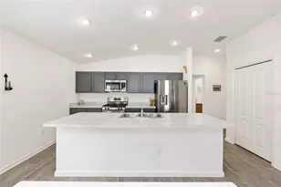 3818 Miragalia Ln, The Villages, FL 32163 - Photo 19