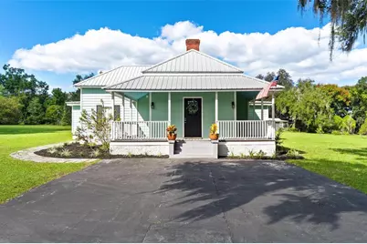 229 W McClendon Street, Lady Lake, FL 32159 - Photo 1