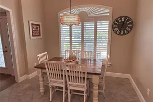 1092 Incorvaia Wy, The Villages, FL 32163 - Photo 3