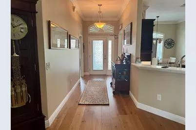 1092 Incorvaia Way, The Villages, FL 32163 - Photo 3