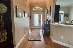 1092 Incorvaia Wy, The Villages, FL 32163 - Photo 3