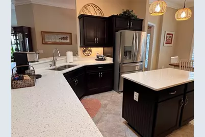 1092 Incorvaia Way, The Villages, FL 32163 - Photo 7