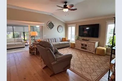 1092 Incorvaia Way, The Villages, FL 32163 - Photo 11