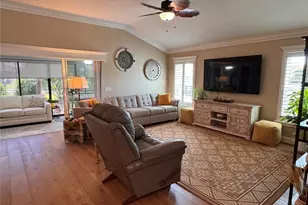 1092 Incorvaia Wy, The Villages, FL 32163 - Photo 11