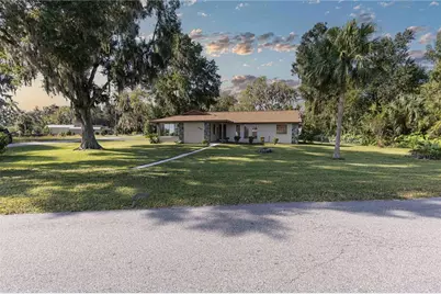 845 Cr 467, Lake Panasoffkee, FL 33538 - Photo 27