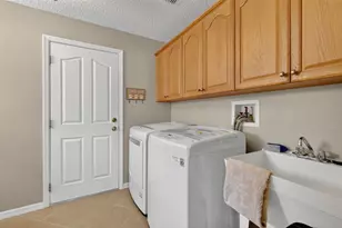 17285 SE 85th Willowick Cir, The Villages, FL 32162 - Photo 13