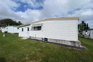 107 Willow Ln, Leesburg, FL 34748 - Photo 11