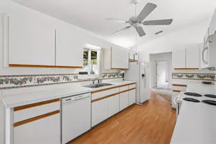 13727 SE 87th Ave, Summerfield, FL 34491 - Photo 15