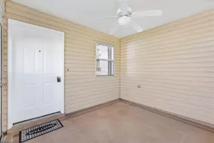 1611 Campos Dr, The Villages, FL 32162 - Photo 3