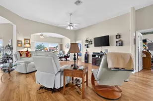 4528 Glen Coe St, Leesburg, FL 34748 - Photo 9