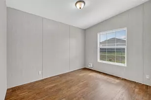 11634 Hickory Ln, Tavares, FL 32778 - Photo 15