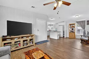 11634 Hickory Ln, Tavares, FL 32778 - Photo 5