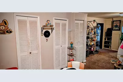 372 W Collins Street, Umatilla, FL 32784 - Photo 5