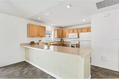 17086 SE 75th Wickson Court, The Villages, FL 32162 - Photo 13