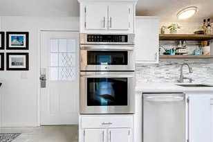 3233 Myakka River Rd, Tavares, FL 32778 - Photo 11