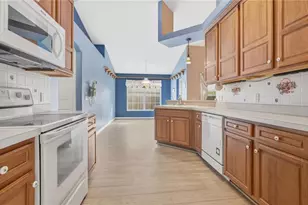 2283 Knollwood Dr, Leesburg, FL 34748 - Photo 15