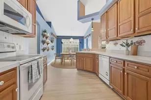 2283 Knollwood Dr, Leesburg, FL 34748 - Photo 19