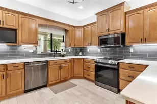 39623 County Rd 439, Umatilla, FL 32784 - Photo 13