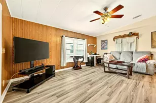 710 Carriage Ln, Leesburg, FL 34748 - Photo 9