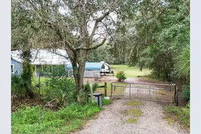 30600 S Coronado Drive, Sorrento, FL 32776 - Photo 15