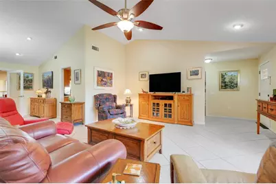 721 W Lakeshore Drive, Clermont, FL 34711 - Photo 11