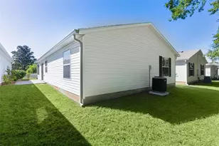 297 Emmalee Pl, The Villages, FL 32162 - Photo 29