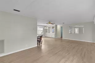 20 Captains Point, Fruitland Park, FL 34731 - Photo 11